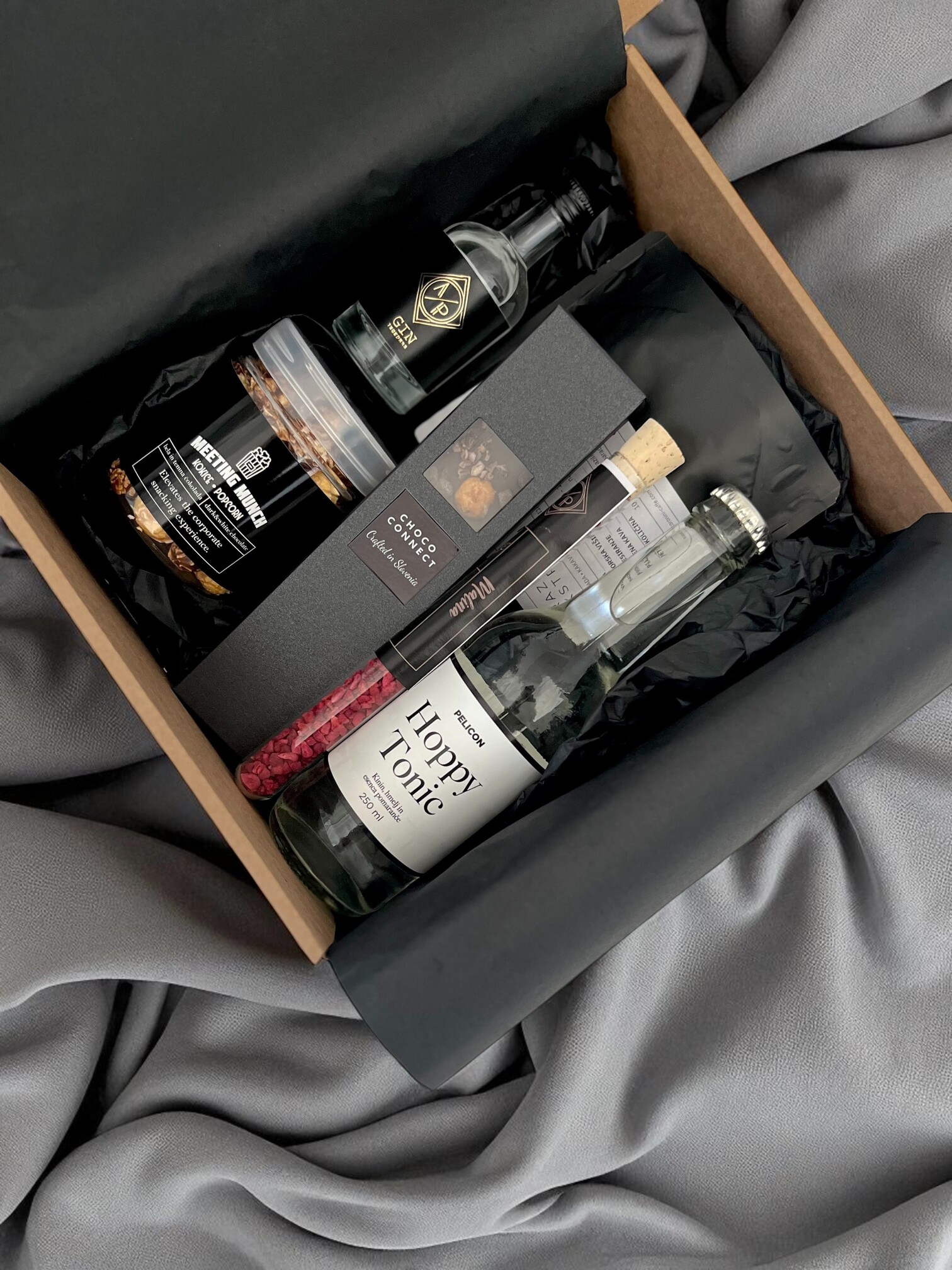 Poslovna Darila Gin Tonic Sadje V Pisarni Premium